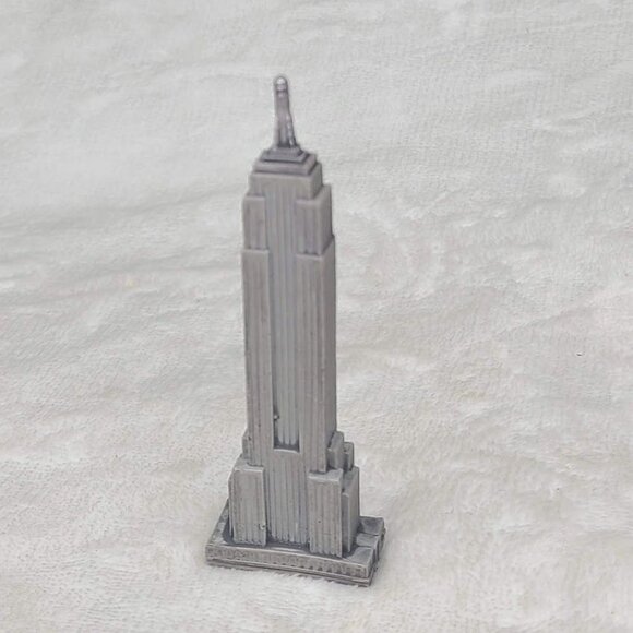 Safari Ltd Empire State Building NYC Miniature Building Figure World Landmark - Picture 2 of 8
